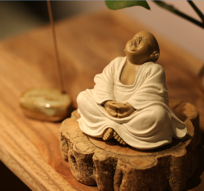 沙弥和比丘是什么意思？