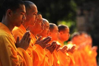 佛教中【出家】的定义是什么，出家需要什么条件？